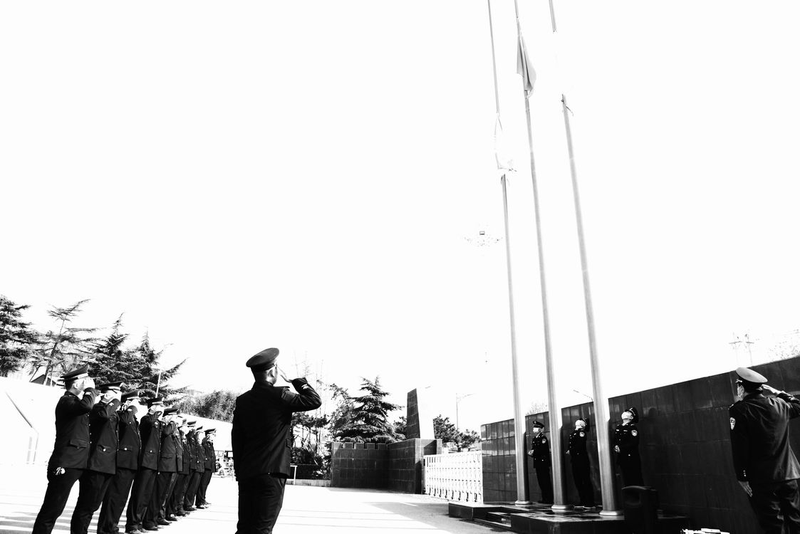 調整大小 安陽園區降半旗圖1黑白